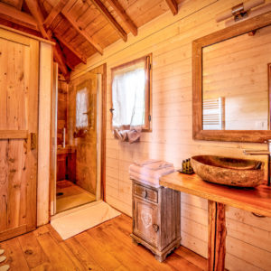 Salle de bain cabane perchée Toulouse spa